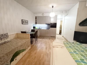 Aurora Home Vantaa Kivistö - Ruby studio 6min to Helsinki Vantaa Airport 20 min to Helsinki center, Vantaa